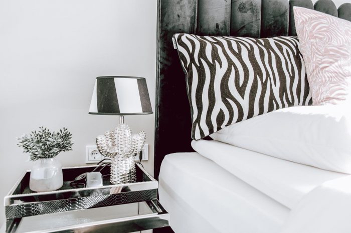 Schwarz-Weiße Einrichtung im Design Zimmer Zebra